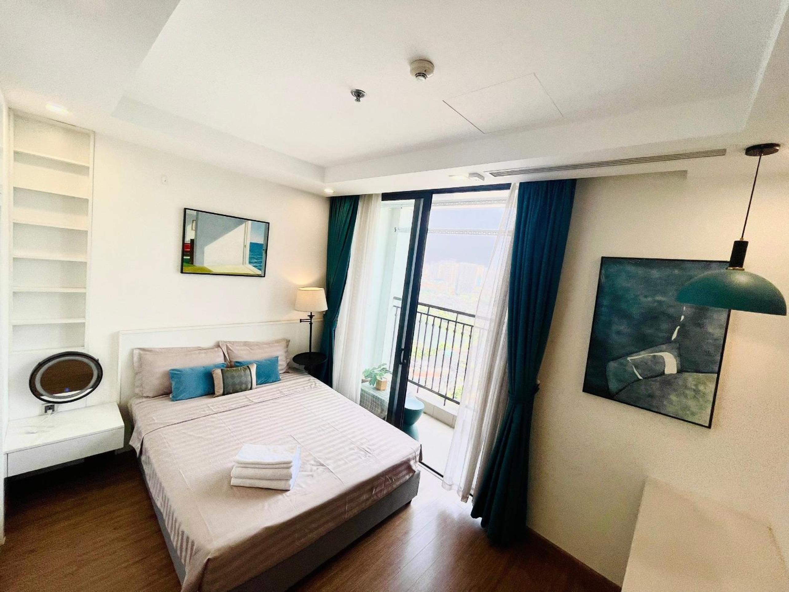 Vinhomes Green Bay - studio apartment