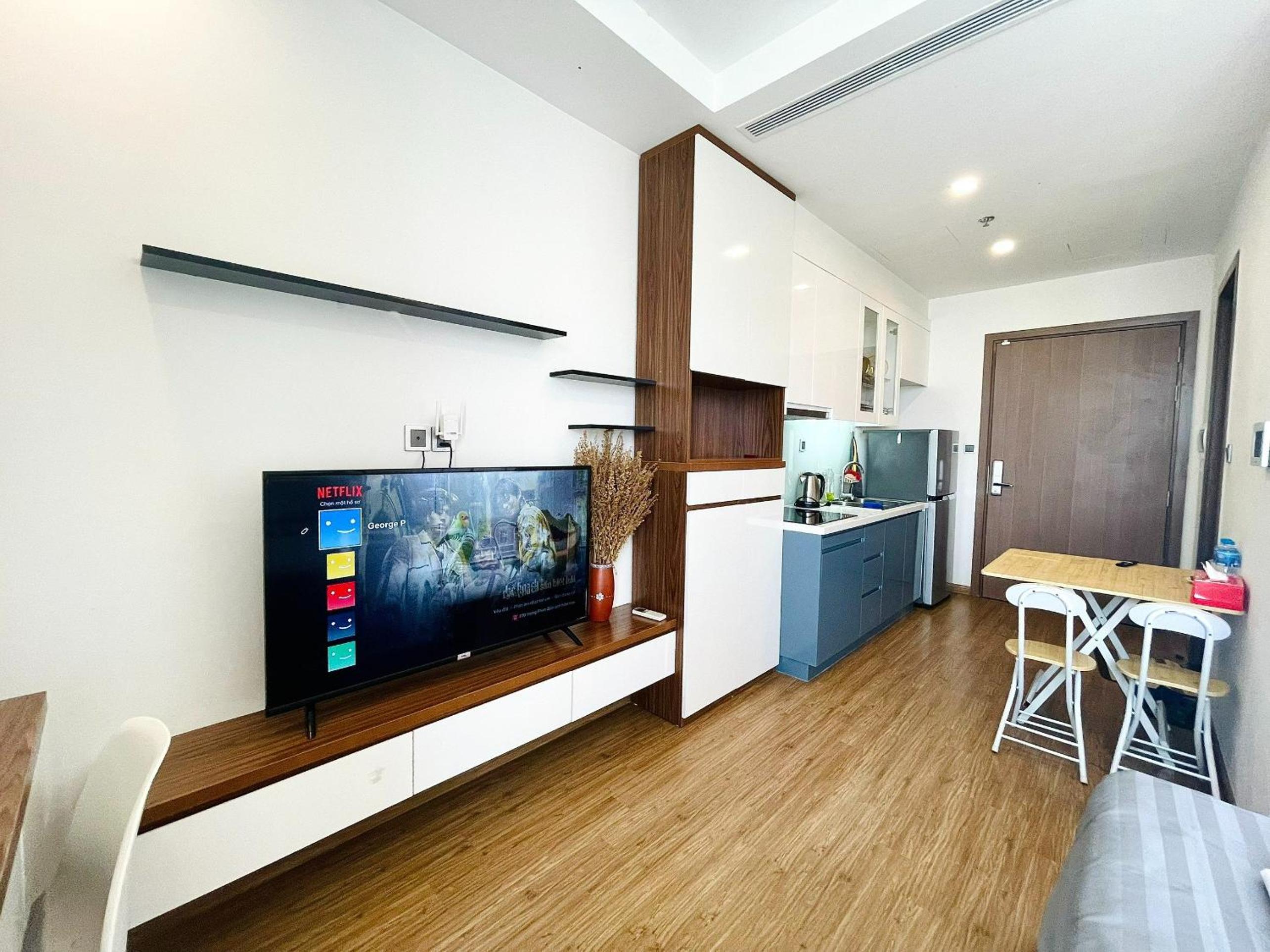 Vinhomes Green Bay - studio apartment