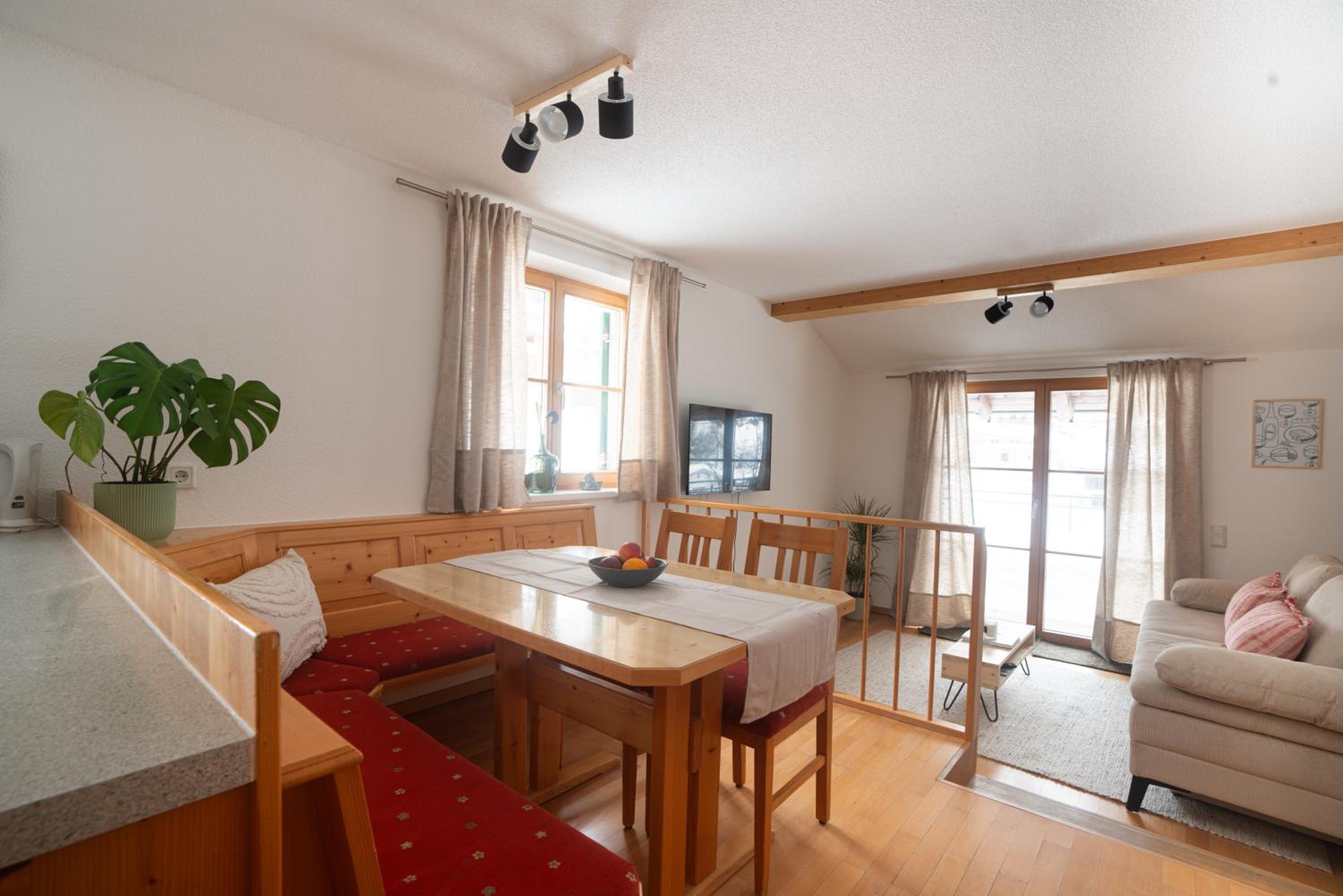 Faneskla Apartments