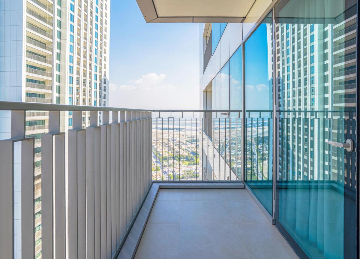 HomesGetaway - Lovely 2BR in Downtown Views II