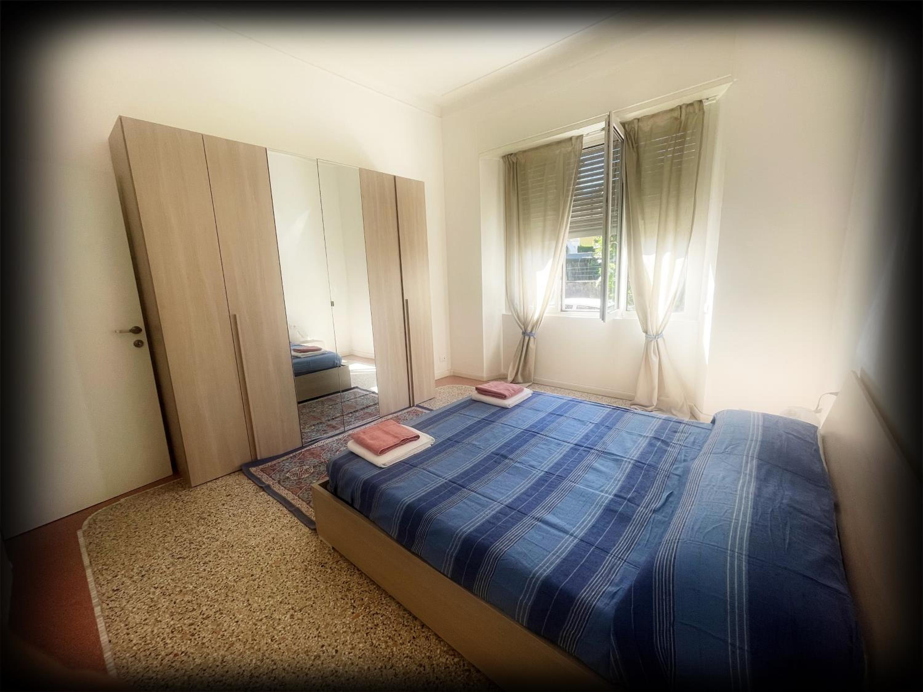 Nuova Casa vacanze nonna Prassede con giardino e posto auto view 4
