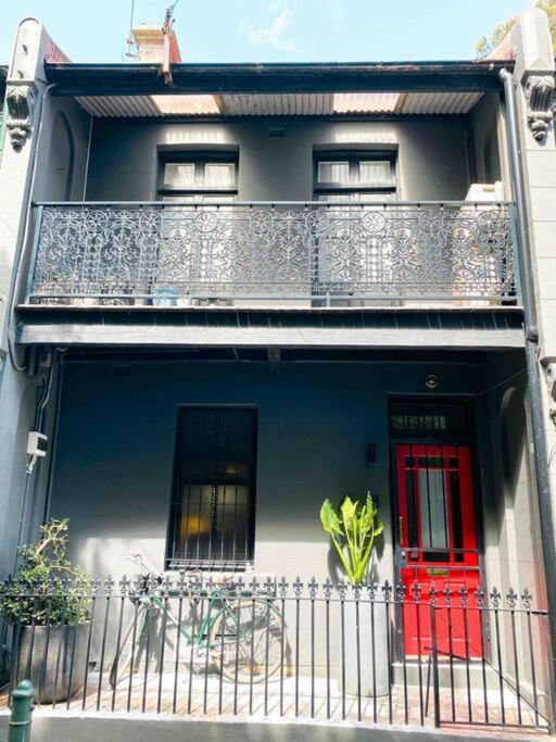 A Timeless Terrace house of Elegance and Style