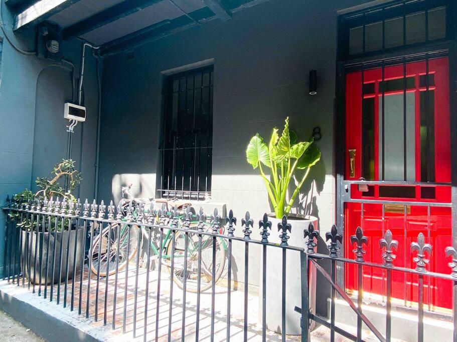 A Timeless Terrace house of Elegance and Style