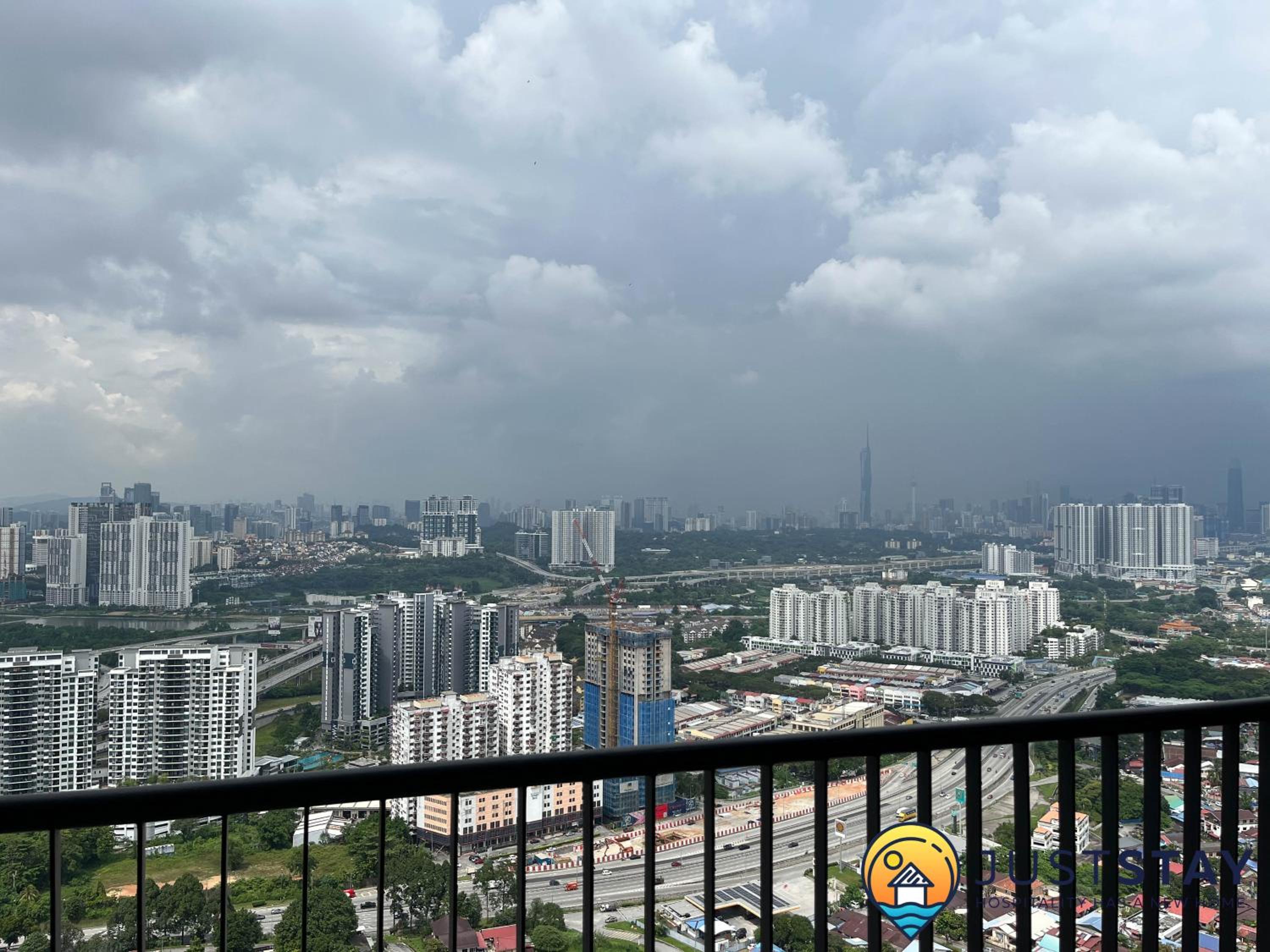 Desa Petaling Homestay by Just Stay