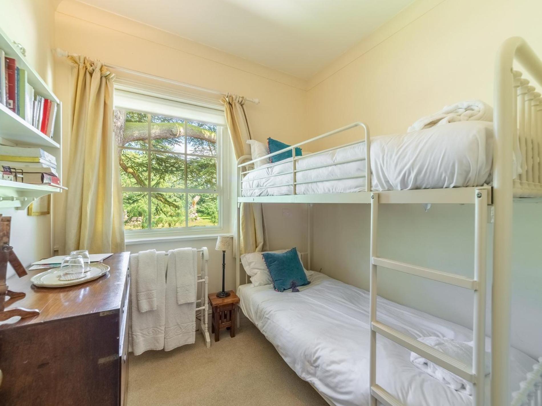 9 Bed in Kings Lynn oc-kt095 view 4