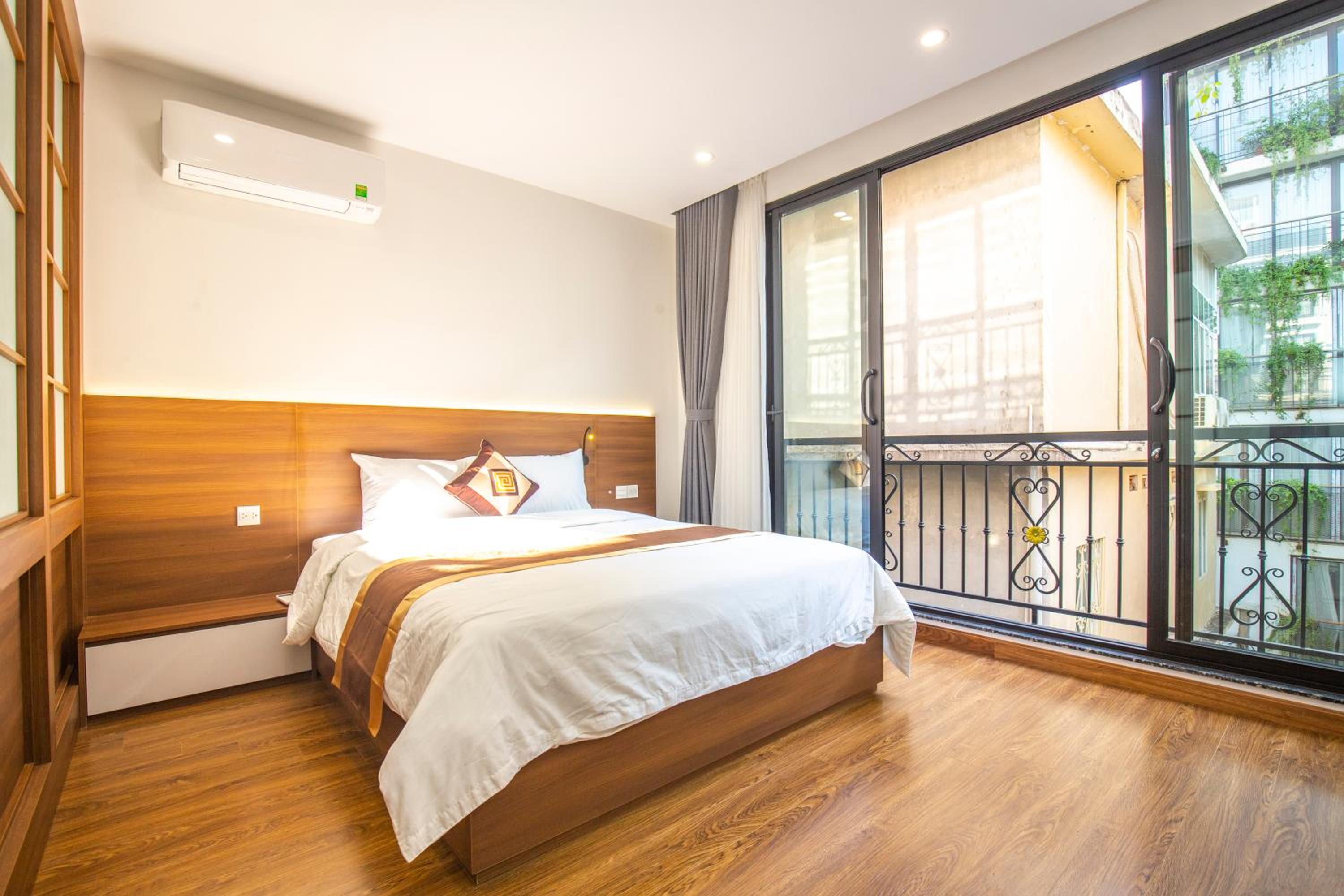 Sumitomo 15 Apartment-No 27 lane 39 Linh Lang street