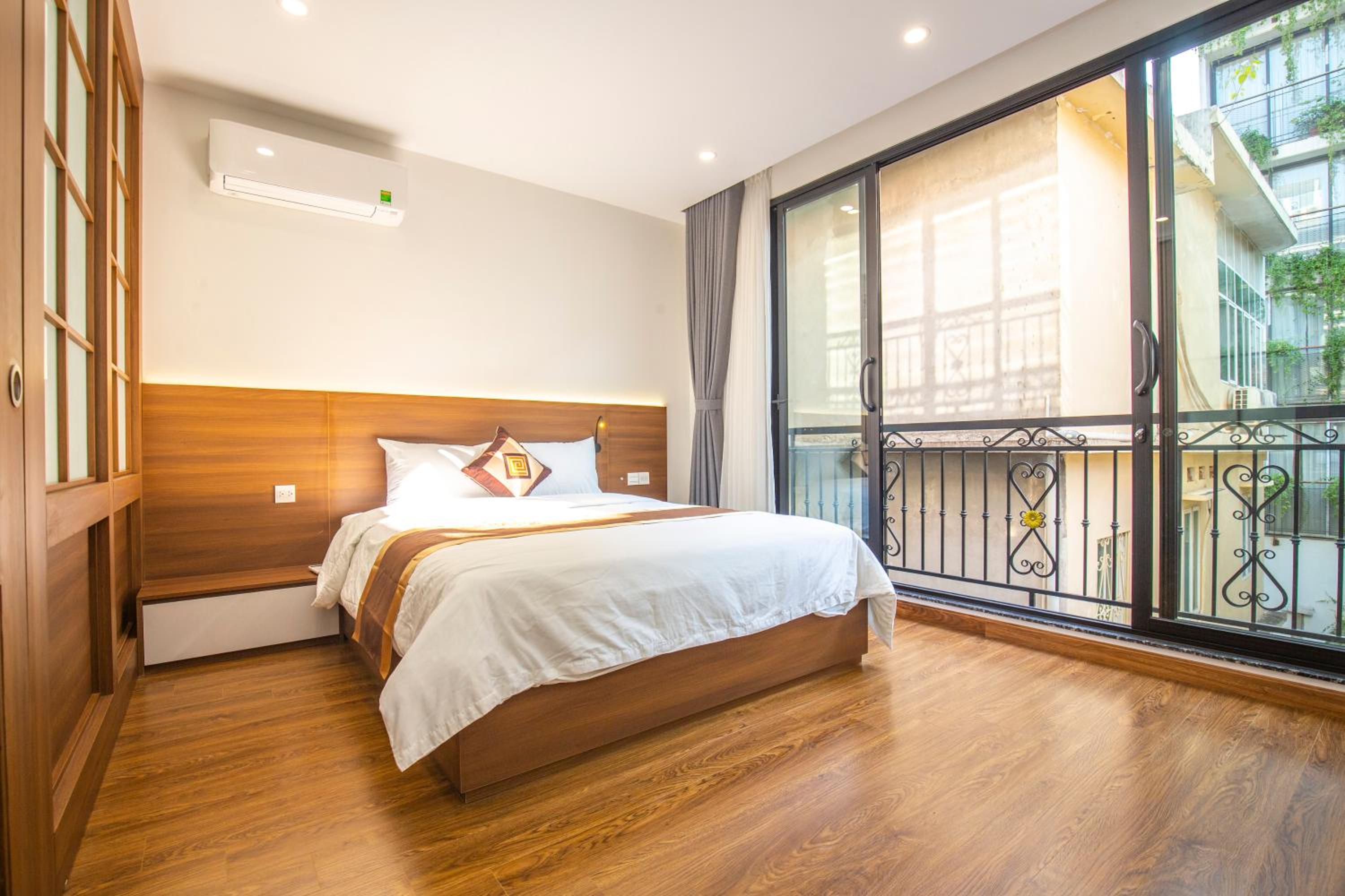 Sumitomo 15 Apartment-No 27 lane 39 Linh Lang street