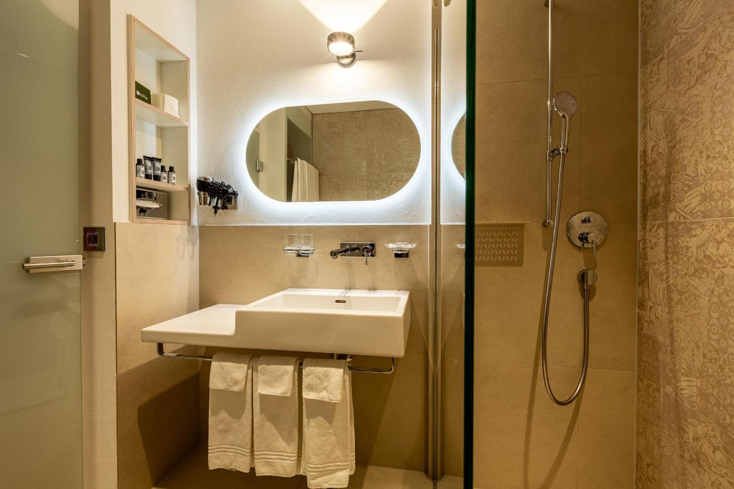 Interlaken Vacations - Boutique Hotel Bellevue - Property Image 2