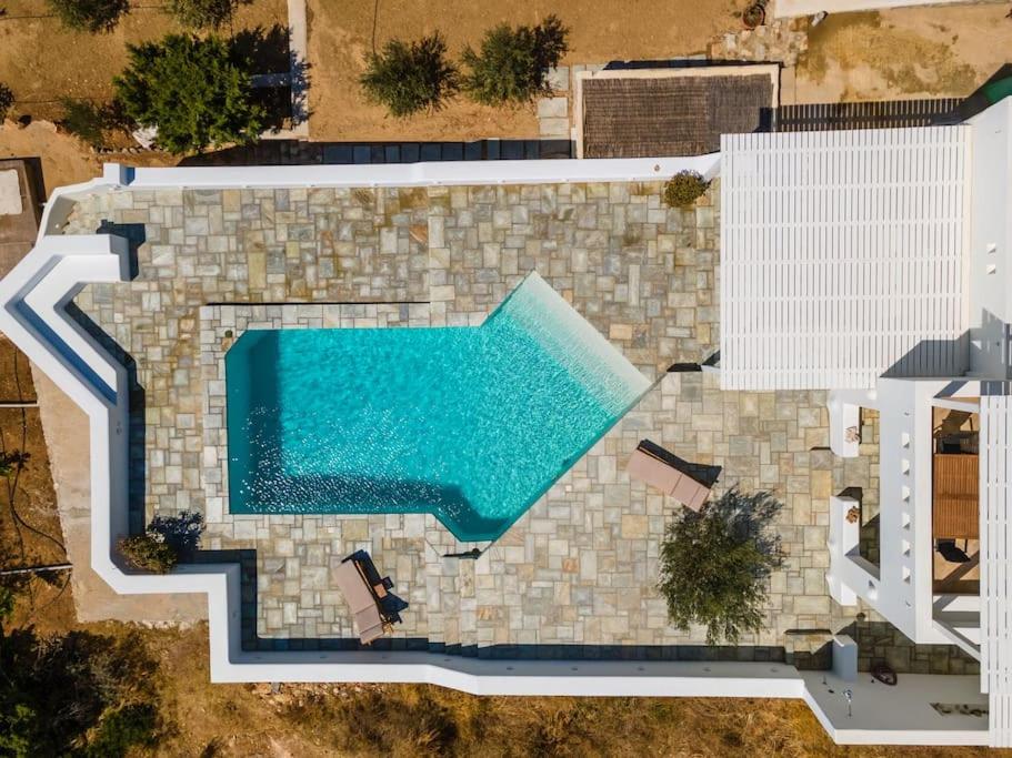 Constamar Villa