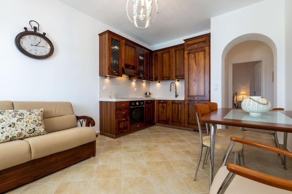 Constamar Villa