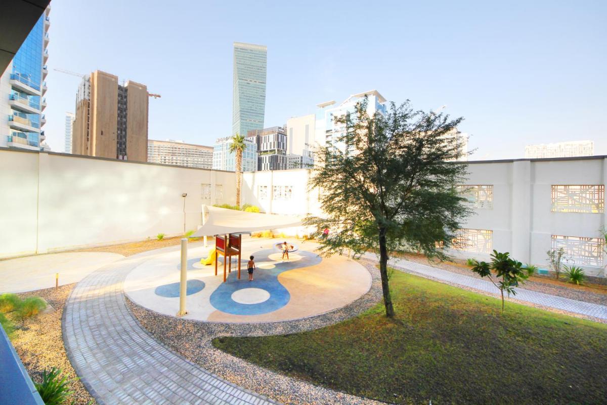 SHH - Spacious 2 Bedroom Apartment in Capital Bay Tower B, Business Bay