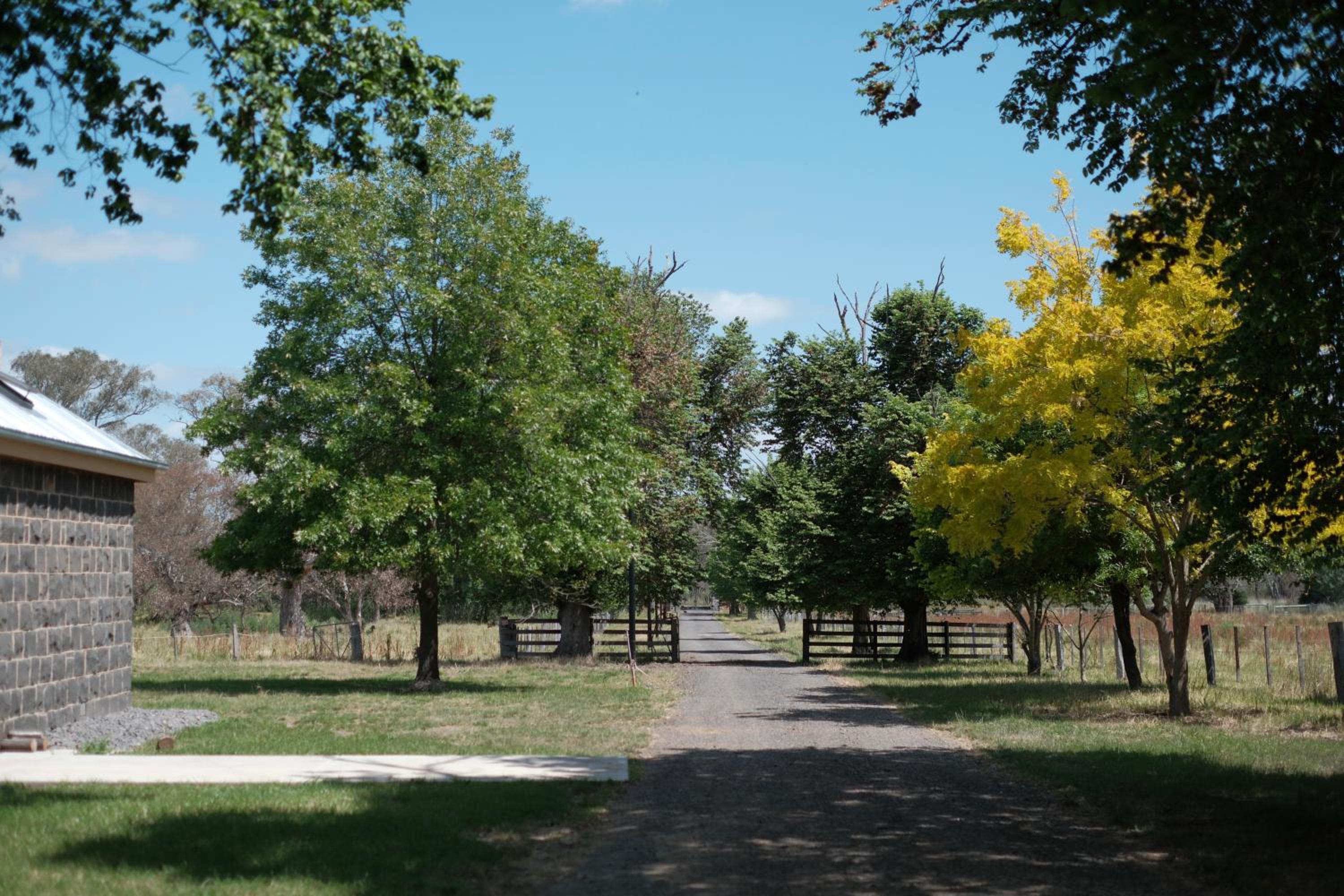 Bluestone Homestead close to Funfields Themepark