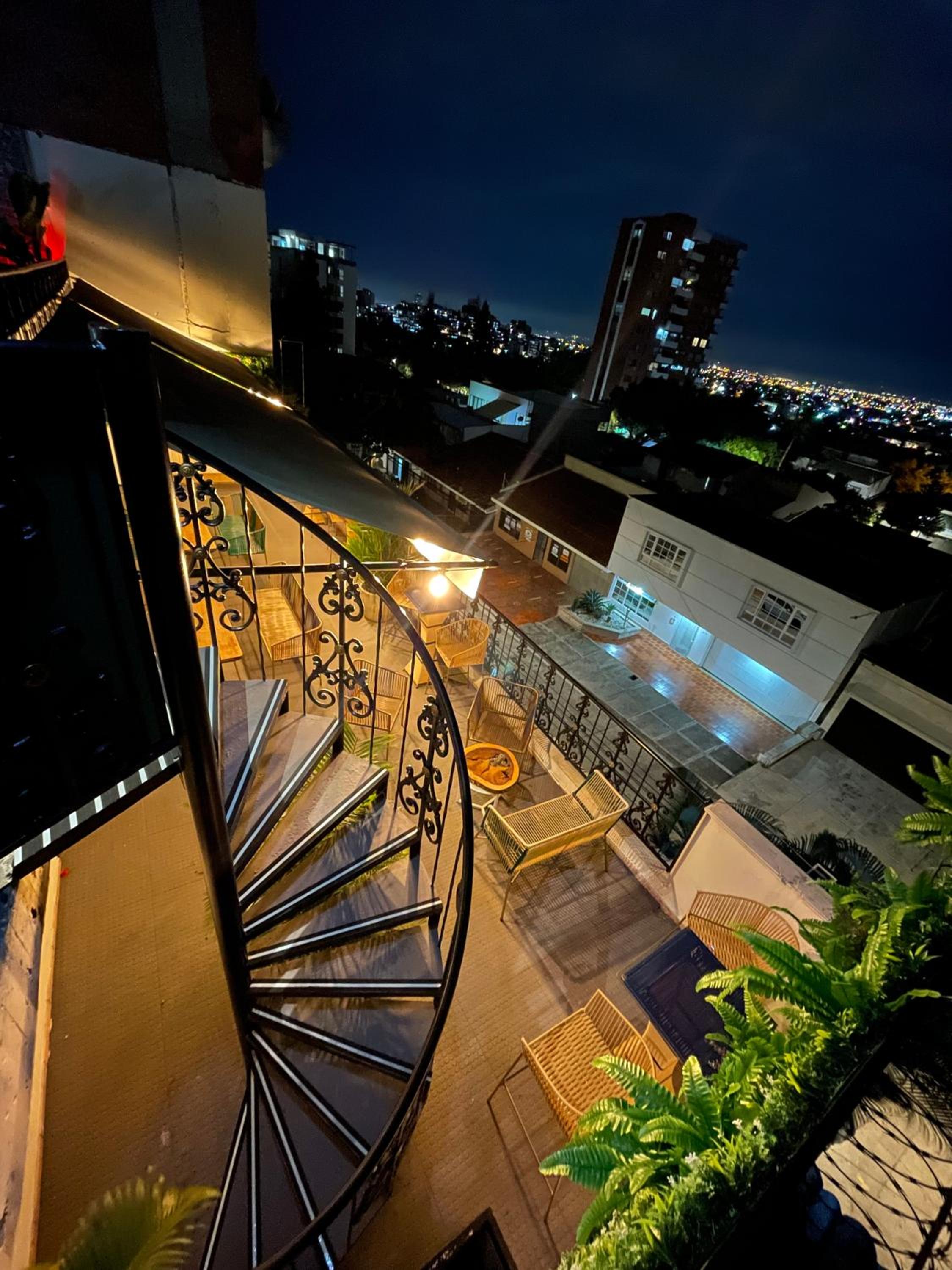 The View Hostel & Lounge