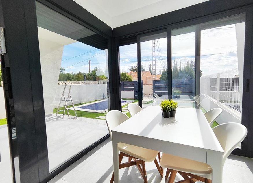 Maison neuve moderne