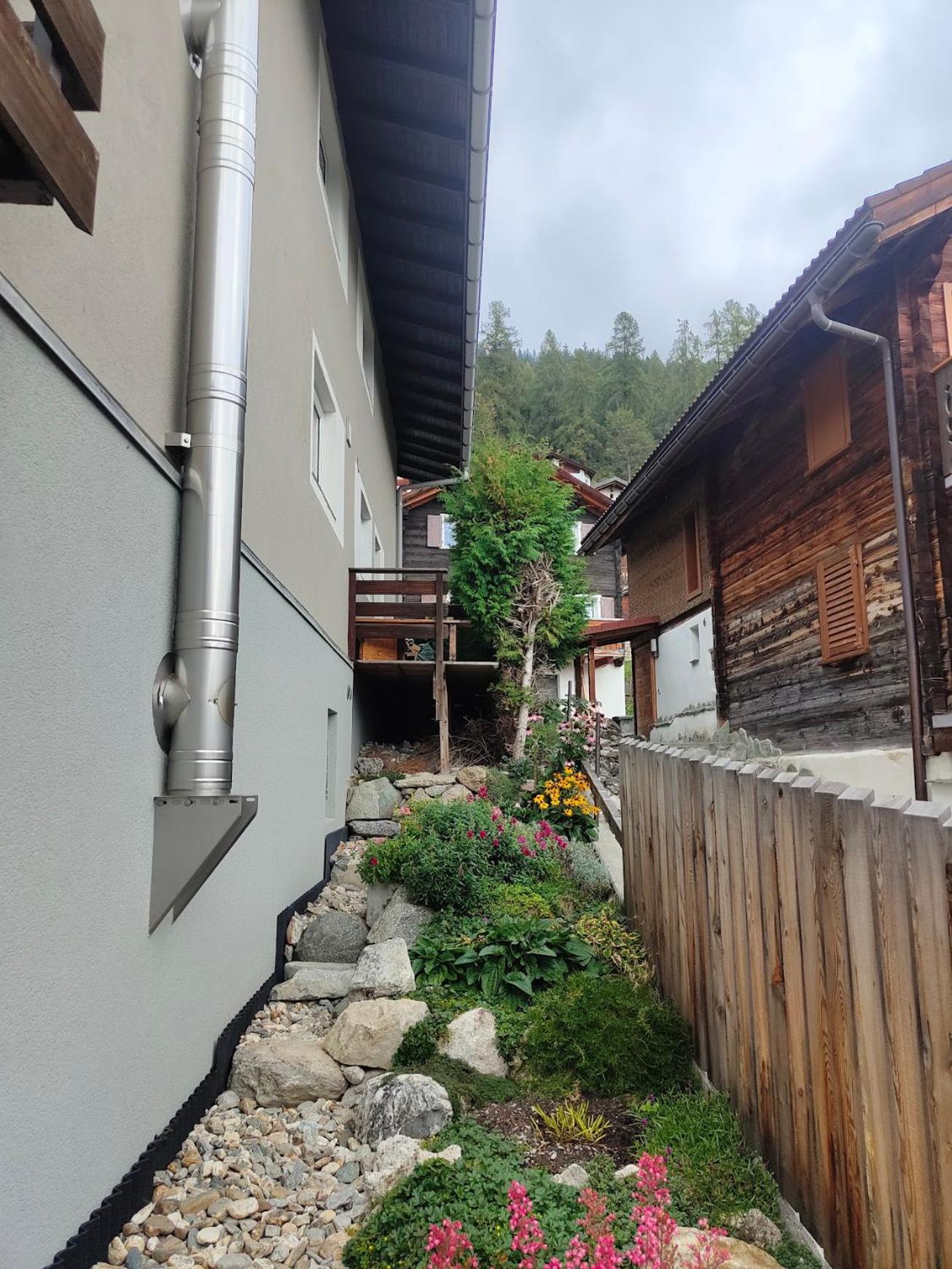 Casa LeYu mitten in Ruschein