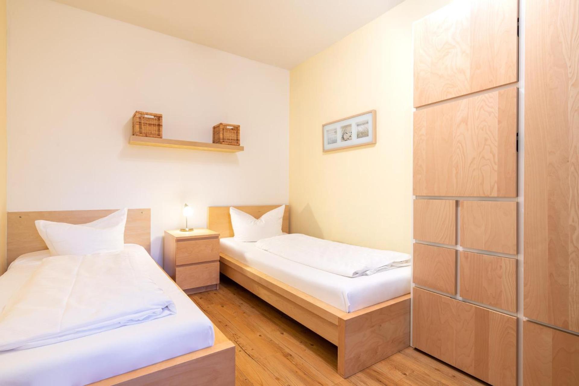 Komfort-Whg. mit 2 Slz., großer Terrasse, Parkplatz