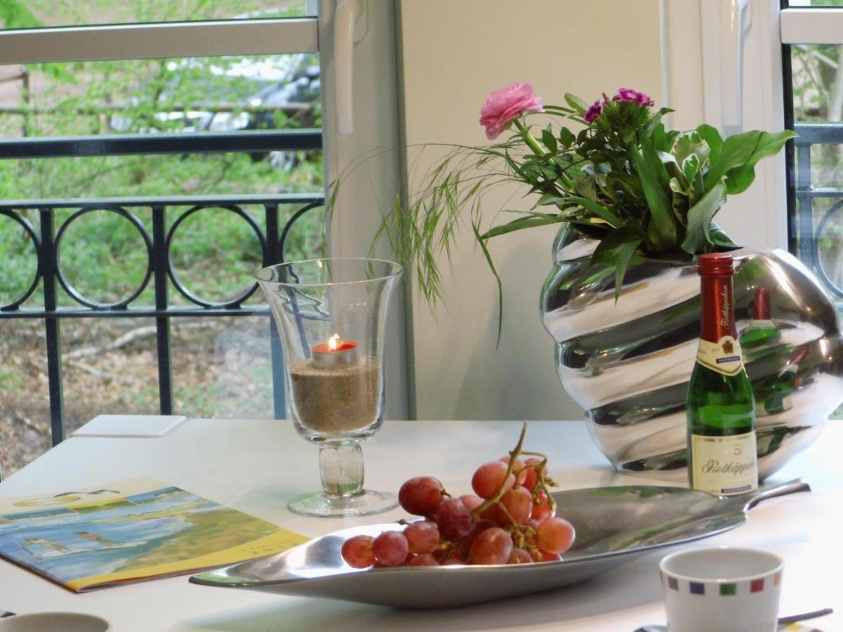 Komfortable Fewo - modern, strandnah, Balkon, mit Wellnessbereich