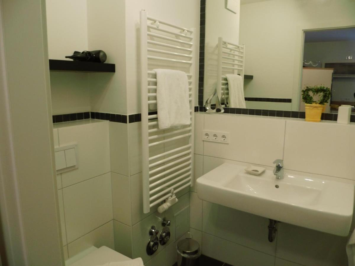 Komfortable Fewo - modern, strandnah, Balkon, mit Wellnessbereich