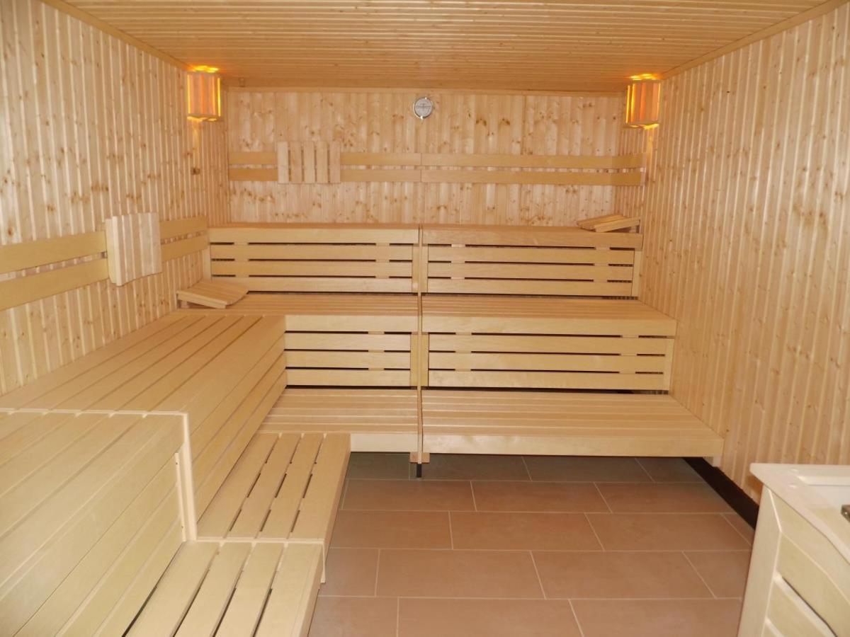 Komfortable Fewo - modern, strandnah, Balkon, mit Wellnessbereich
