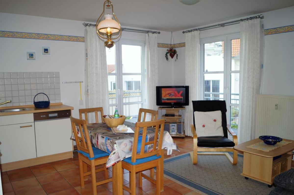 Geräumige Fewo - großer Eck-Balkon, Garage, Poolnutzung view 3
