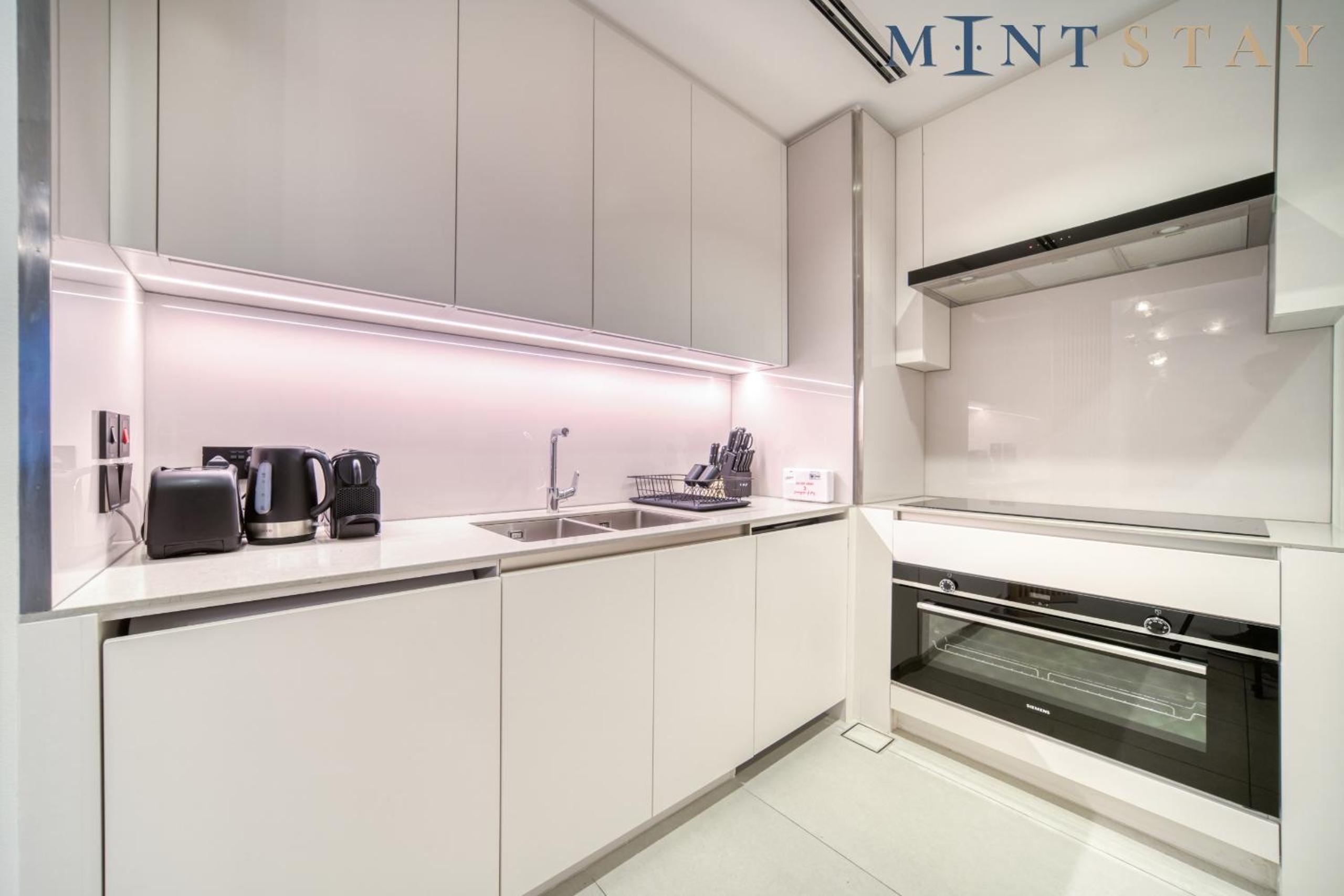 Address JBR Sea View, Jumeirah Beach Residence, Dubai Marina - Mint Stay
