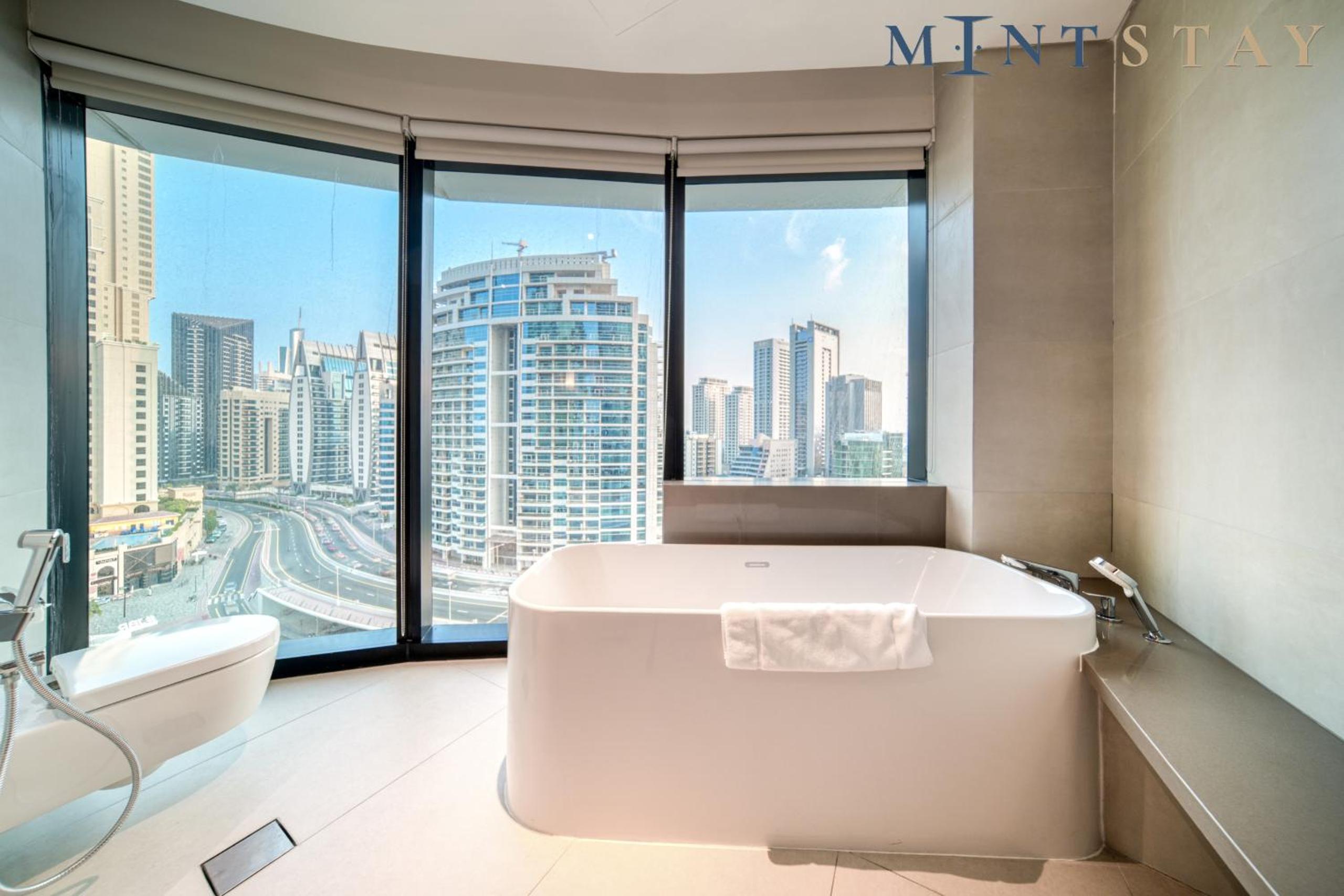 Address JBR Sea View, Jumeirah Beach Residence, Dubai Marina - Mint Stay