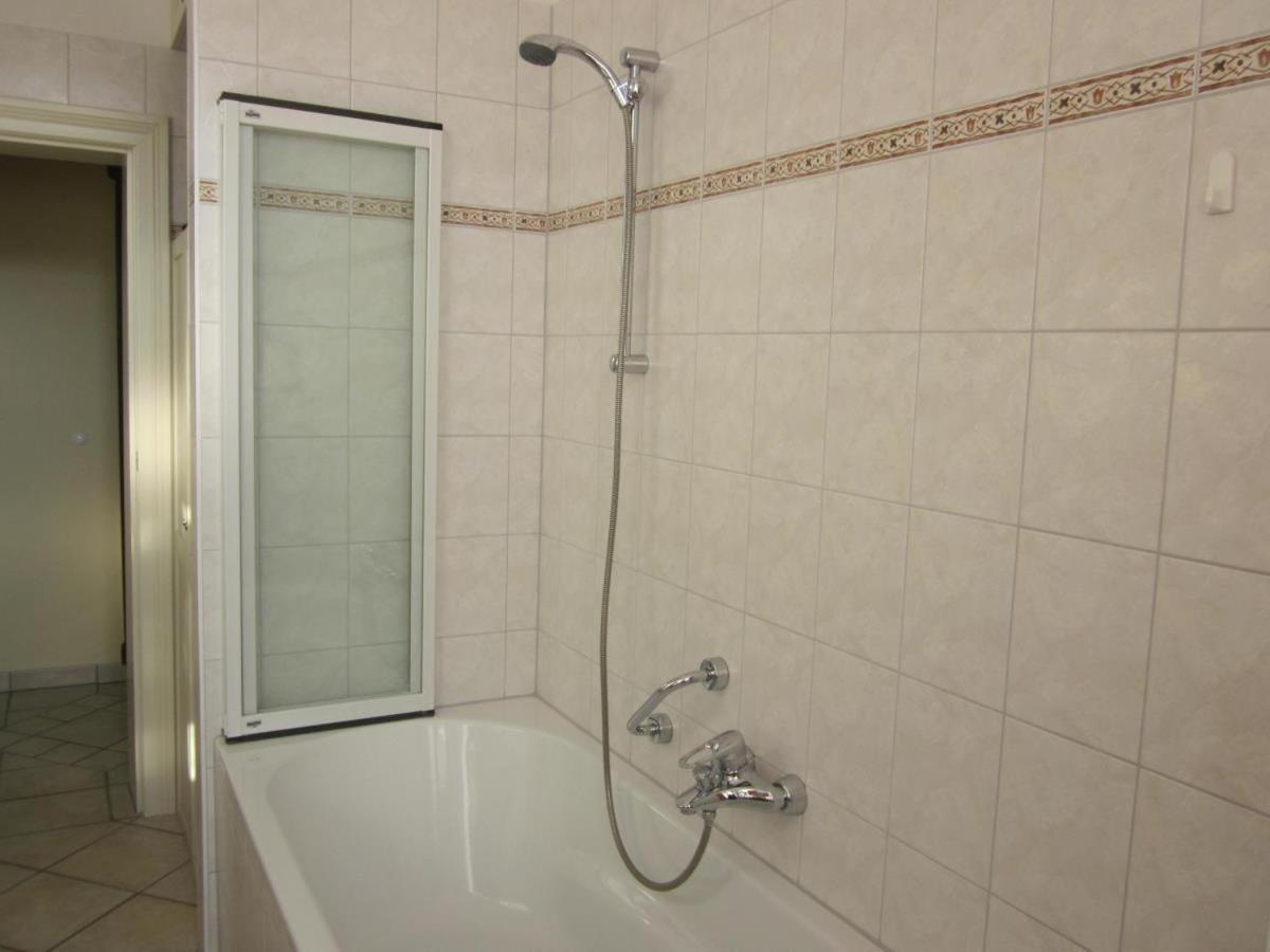 Charmante Fewo in der 1. Reihe mit Balkon