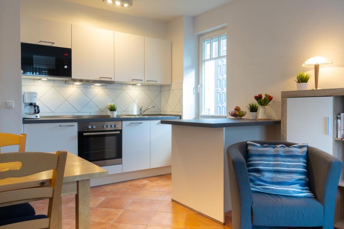 Schönes Apartment mit Balkon, Parkplatz, WLAN