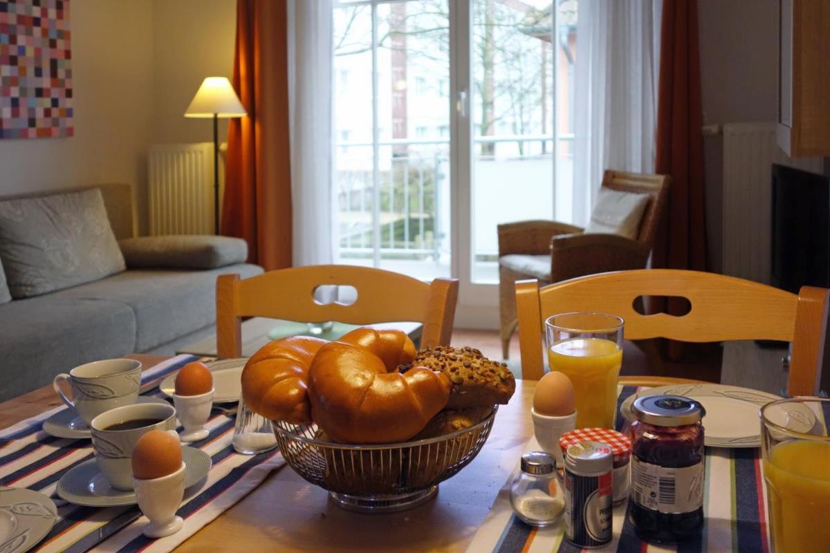 Schönes Apartment mit Balkon, Parkplatz, WLAN
