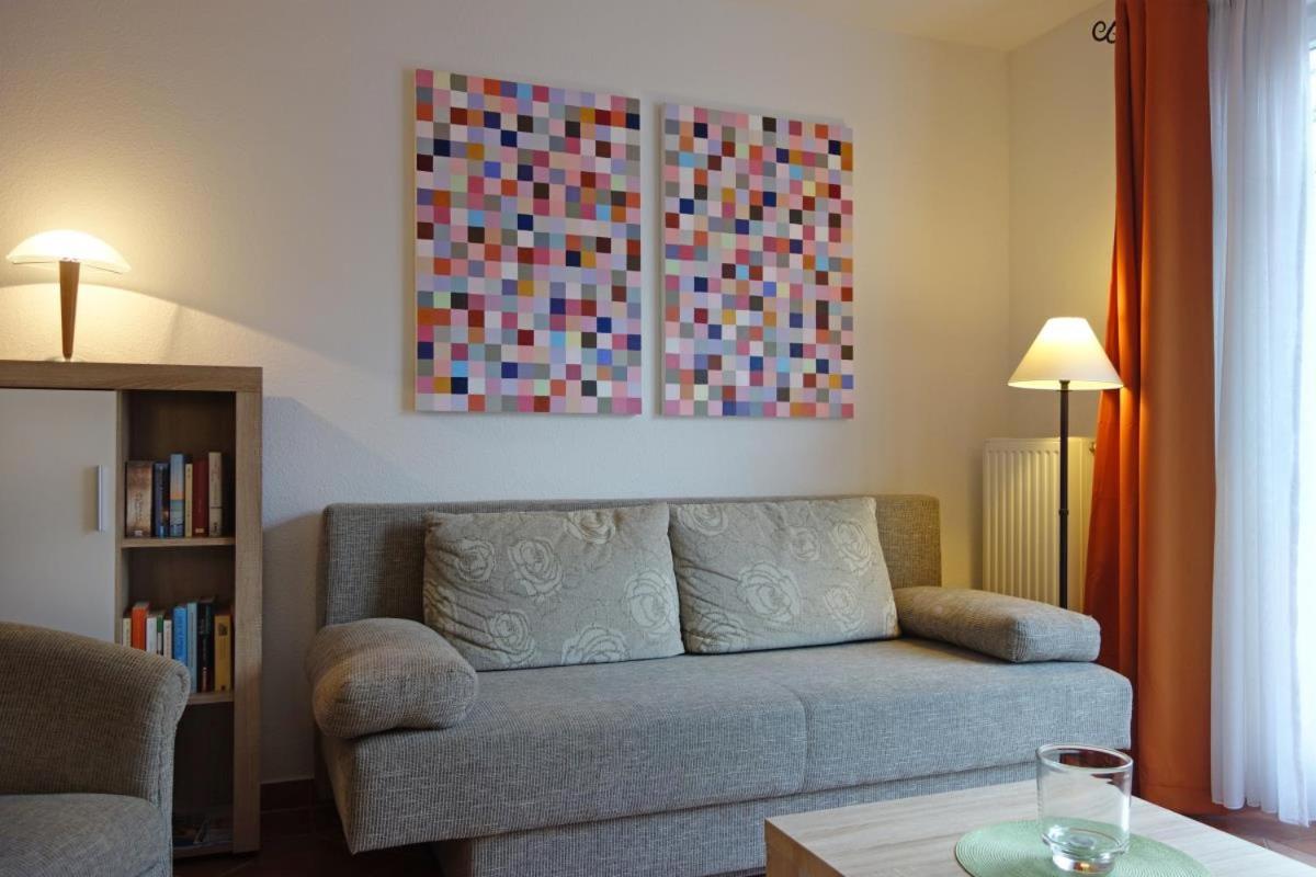Schönes Apartment mit Balkon, Parkplatz, WLAN