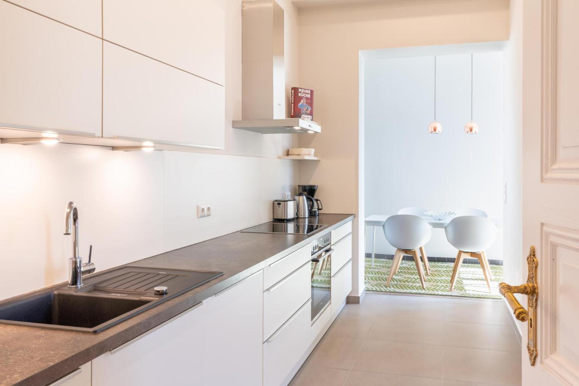 Großzügige Designer- Luxuswohnung für 2 Personen in stilvoller Altbauvilla
