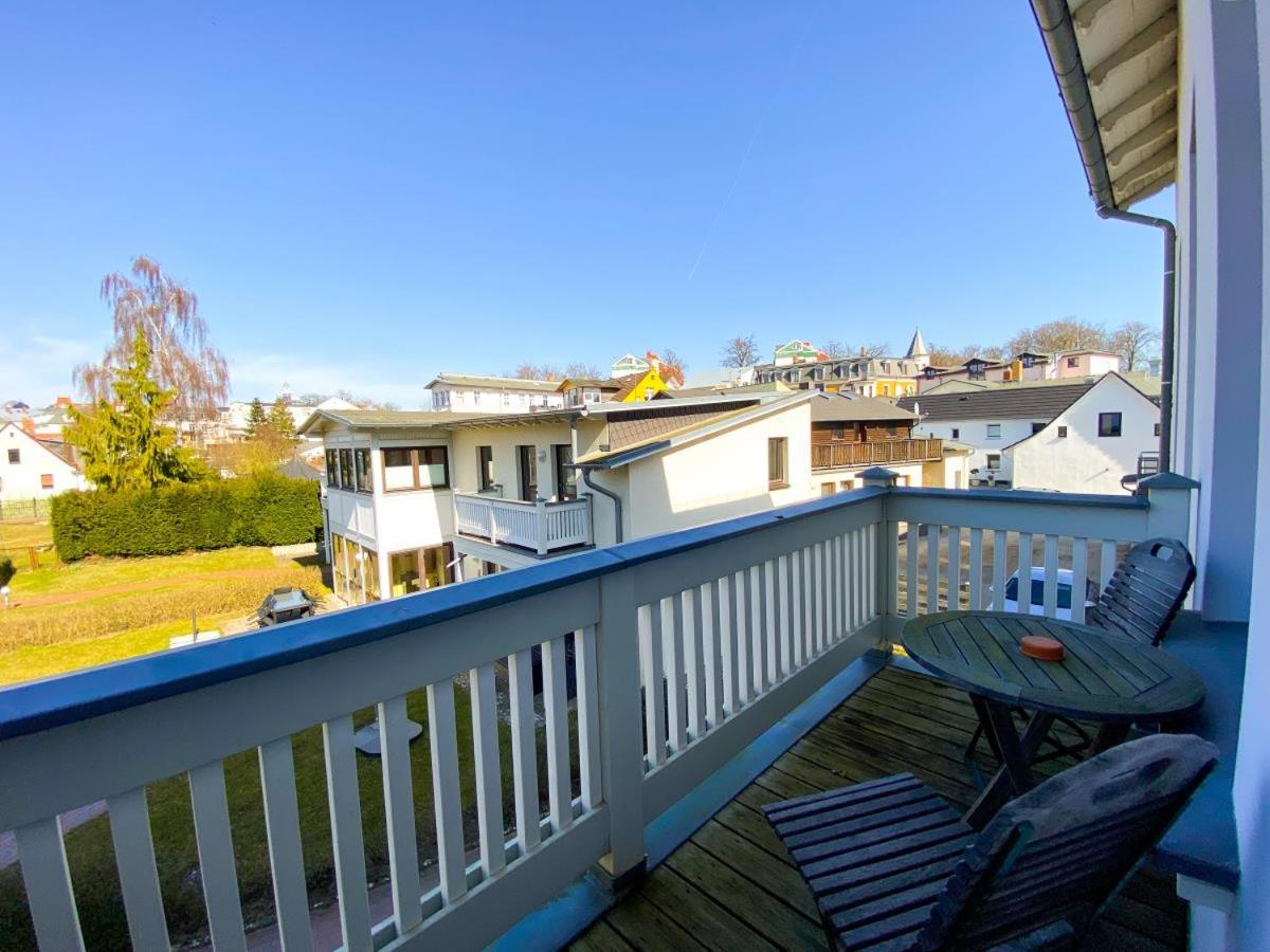 'Kaiserliche' Wohnung mit 3 SZ, 2 Bädern und Whirlwanne