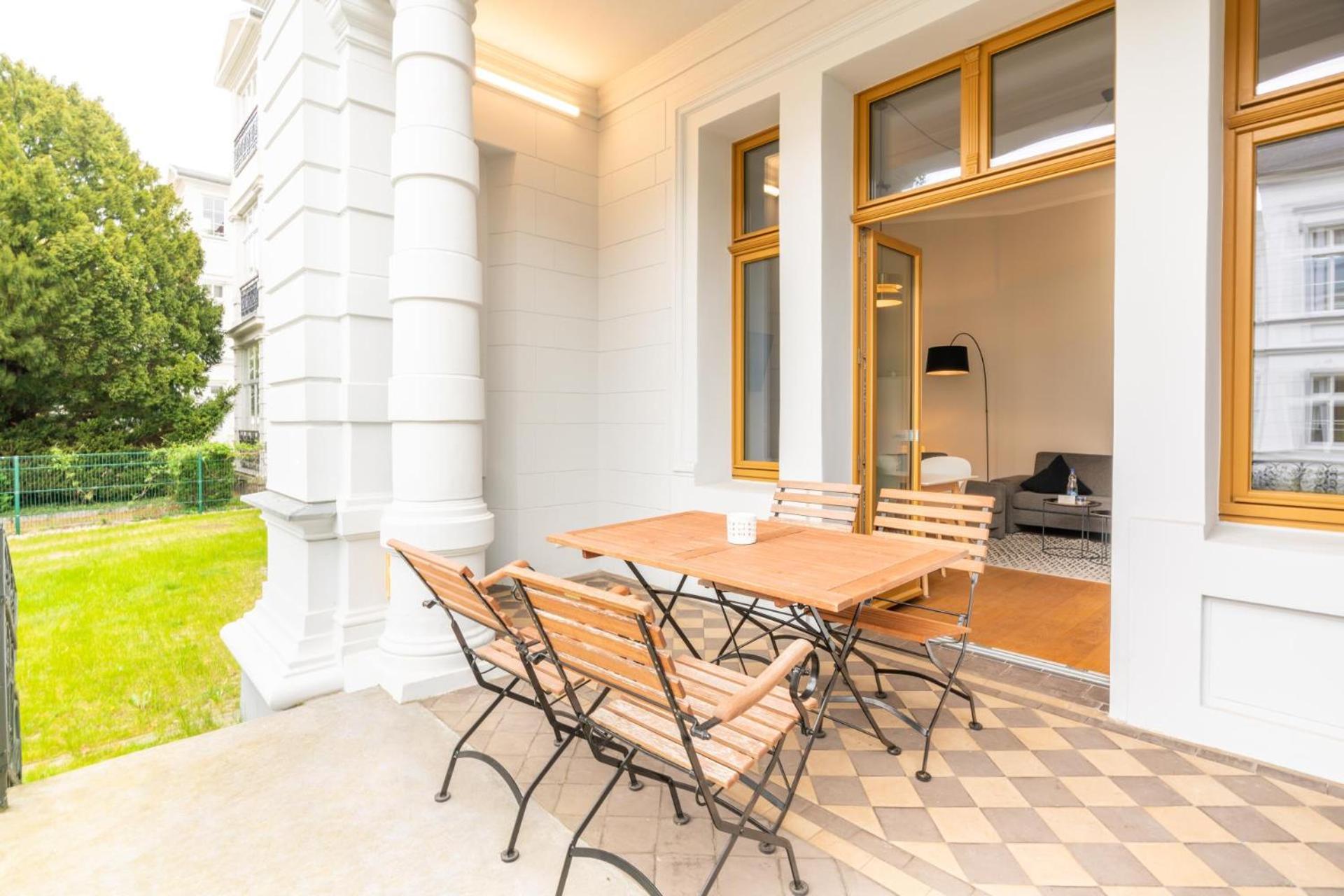 Designerwohnung in alter Villa für Familien, mit Terrasse und 2 Schlafzimmern