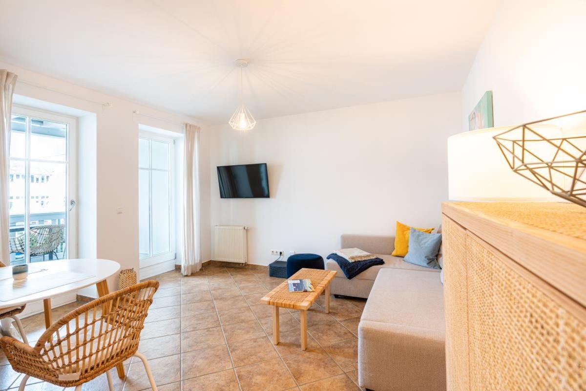 Einladende Fewo mit Badewanne, Balkon, Boxspringbett