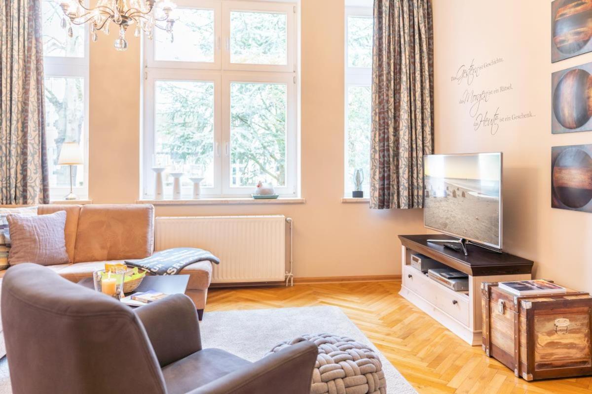 Liebevoll eingerichtete Fewo mit Terrasse, strandnah