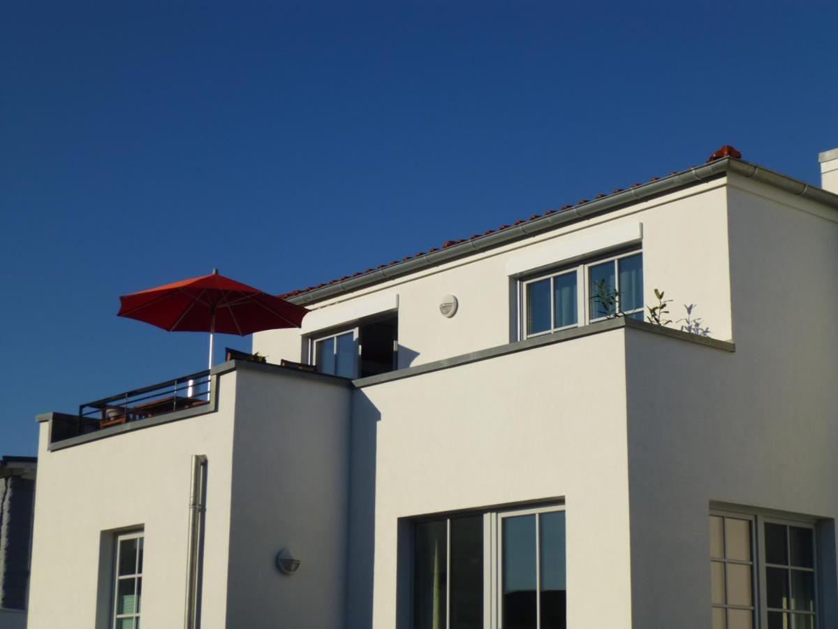Luxuriöse Fewo mit 2 Fahrrädern, 2 Balkonen, Tiefgarage
