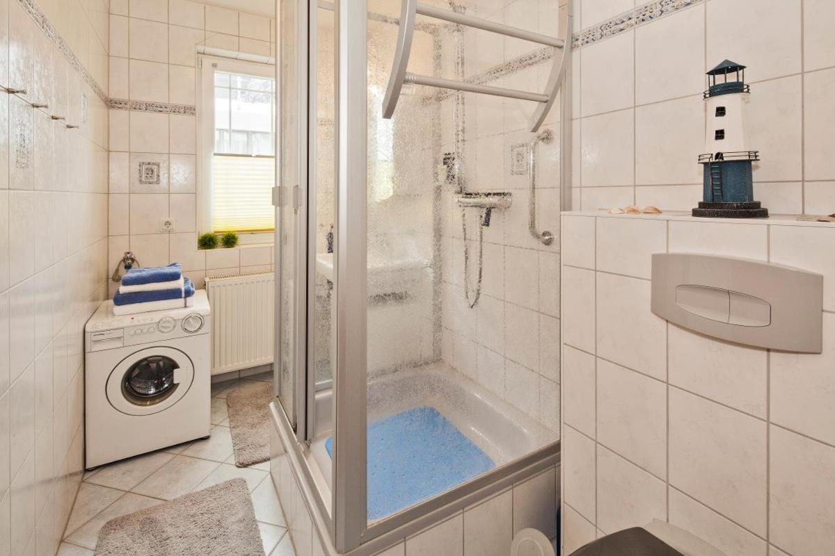 Komfortable Fewo - Strandzugang, zwei Balkone, Waschmaschine