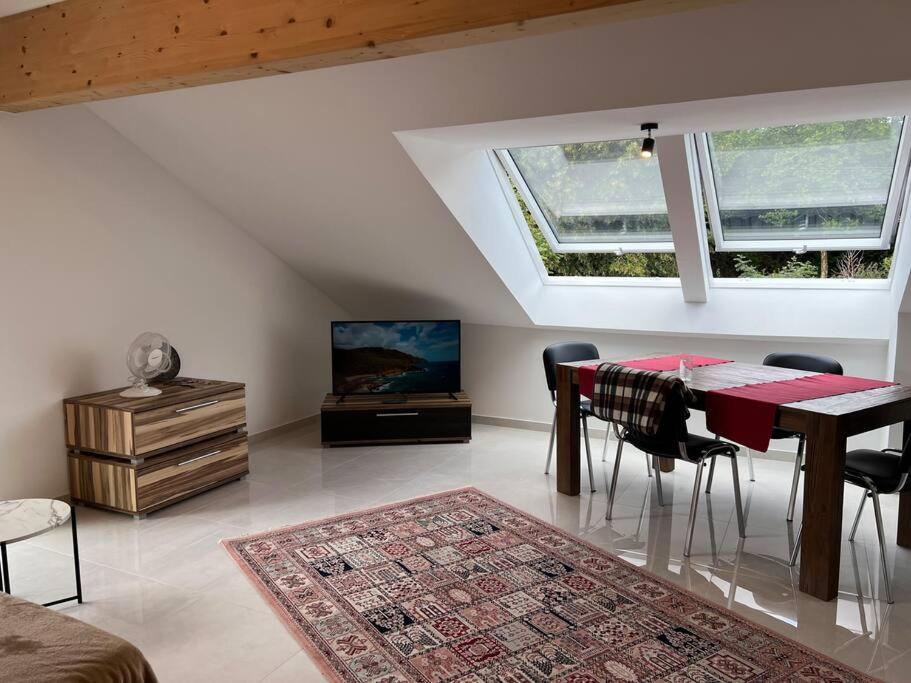 DG-Wohnung in Starnberg Nord