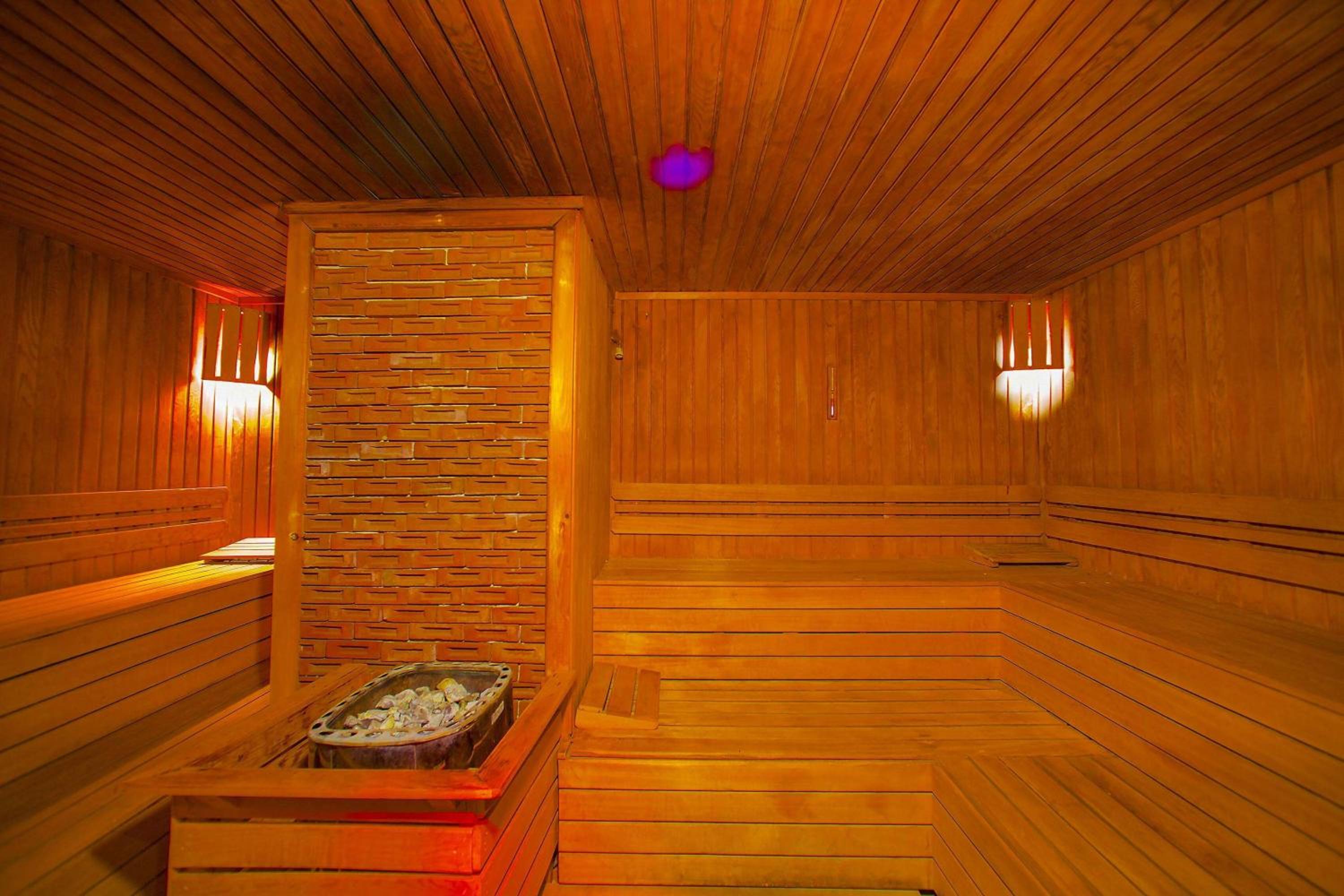 Ramada Otel & Suites by Wyndham İstanbul Merter - Image 15