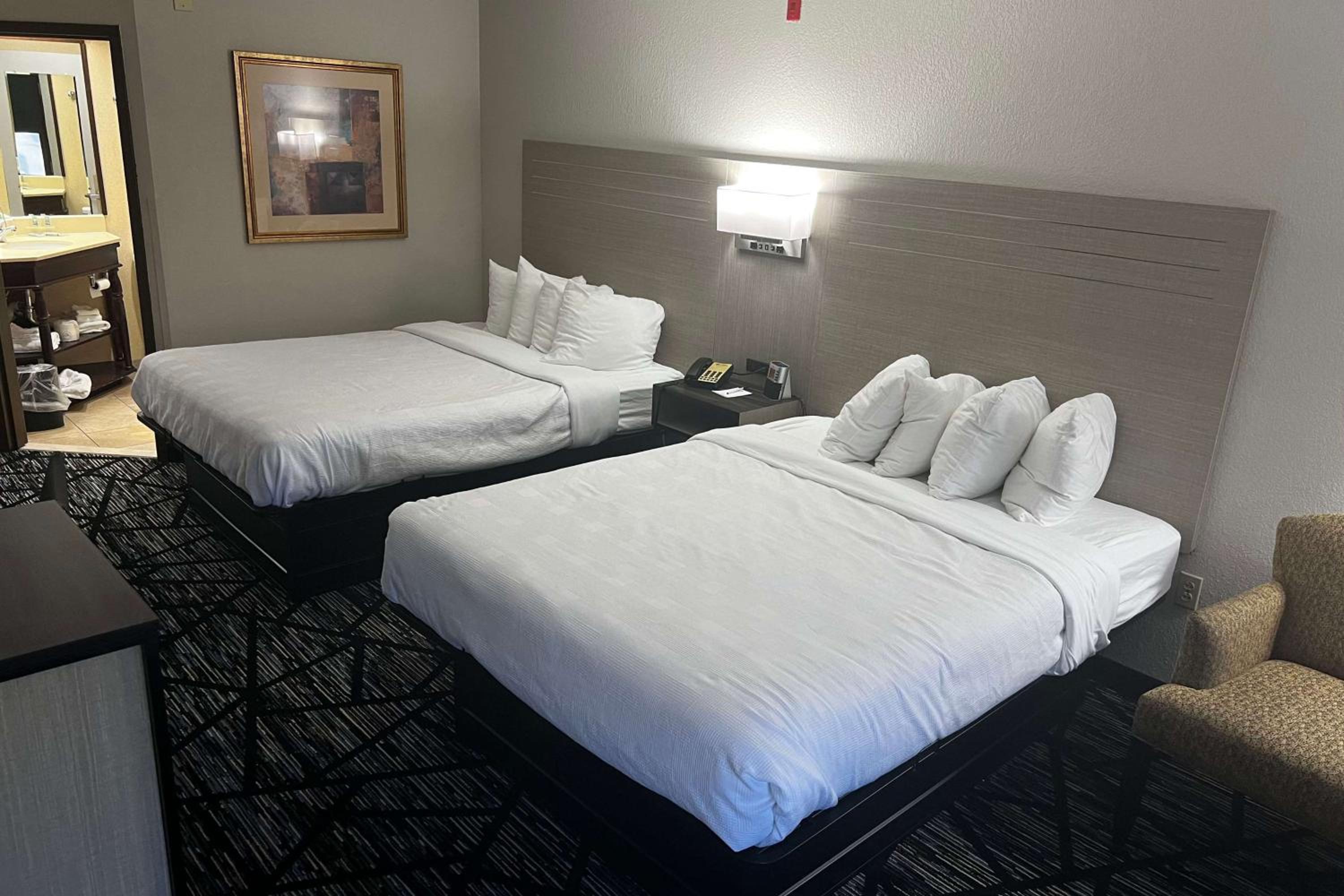 Baymont By Wyndham Monroe Ohio view 4
