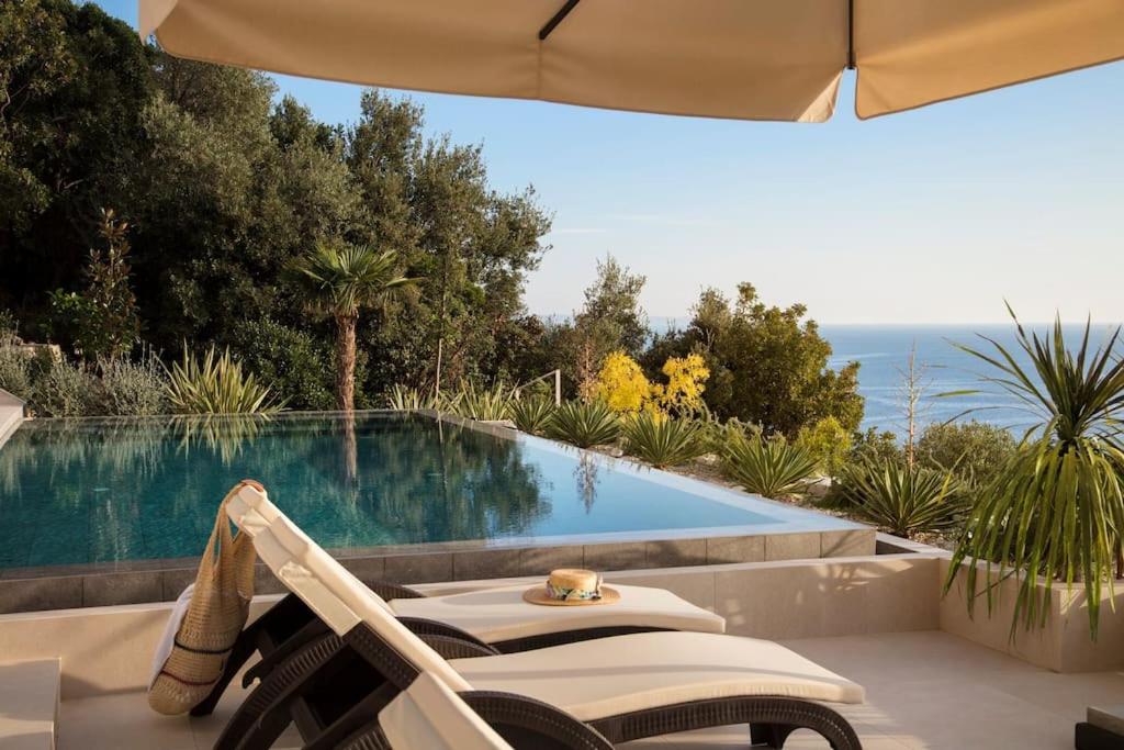 Luxury & Unique Villa Bevel House with sea view view 4
