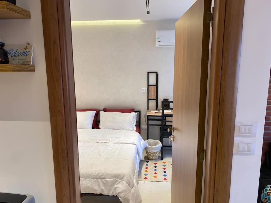 Studio Katamia gate ring road maadi