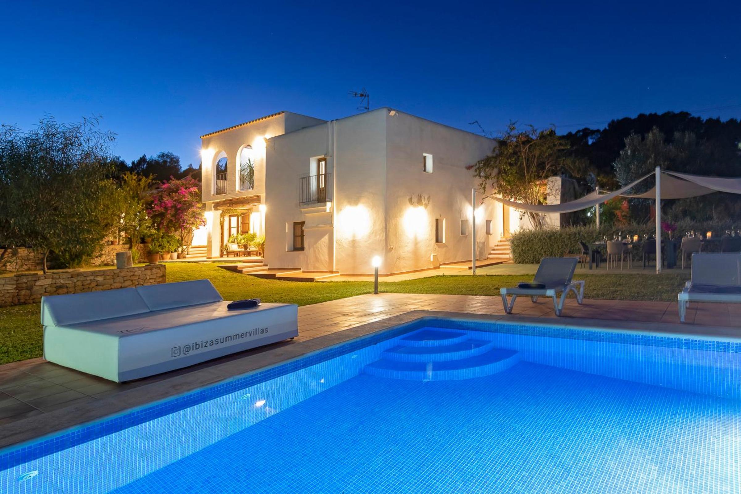Villa near San Antonio Sleeps 10 view 4