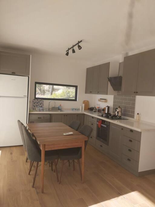 Villa Gray Pine en Ula