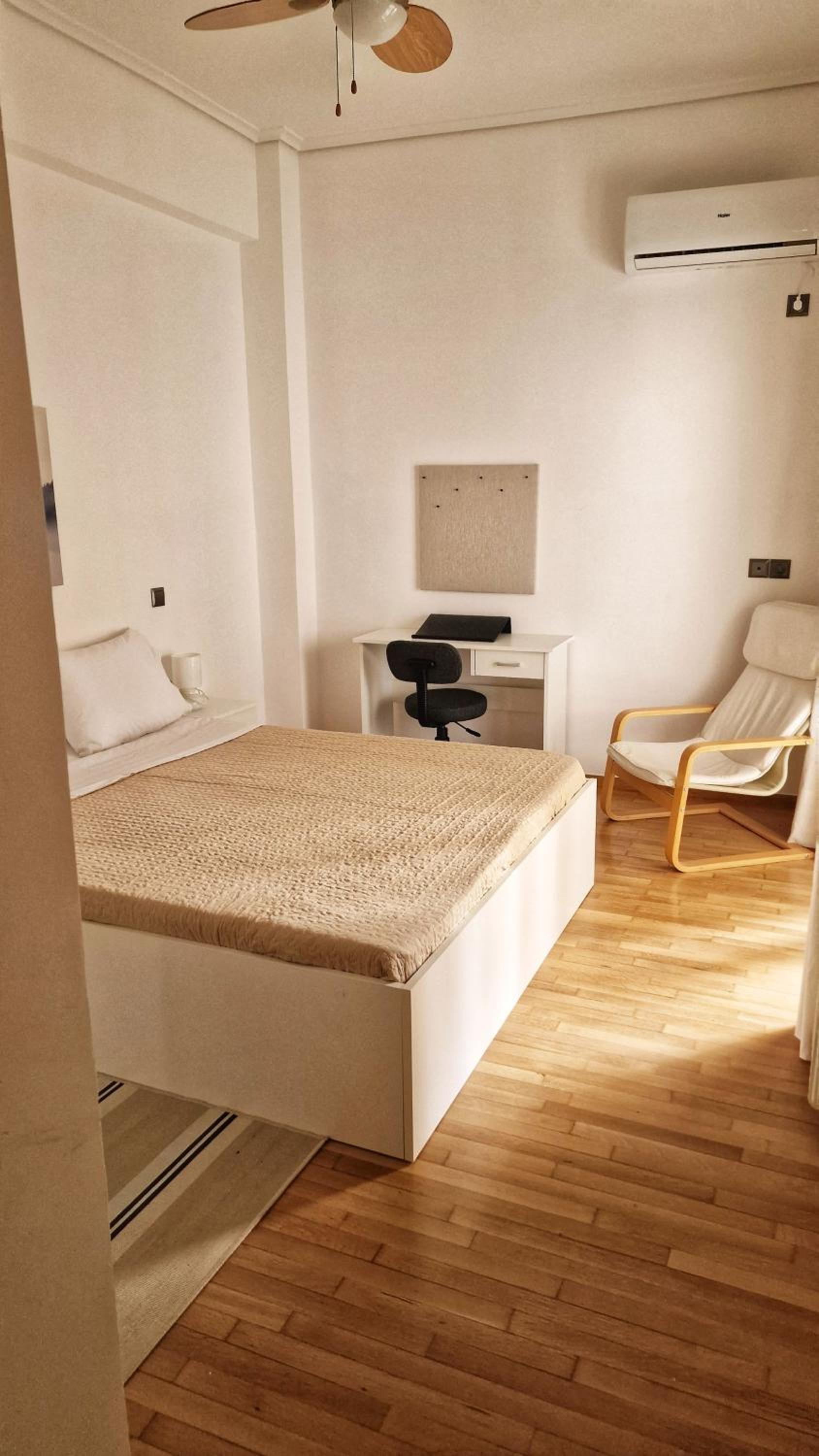 Apartment in the heart of Athens photo 5