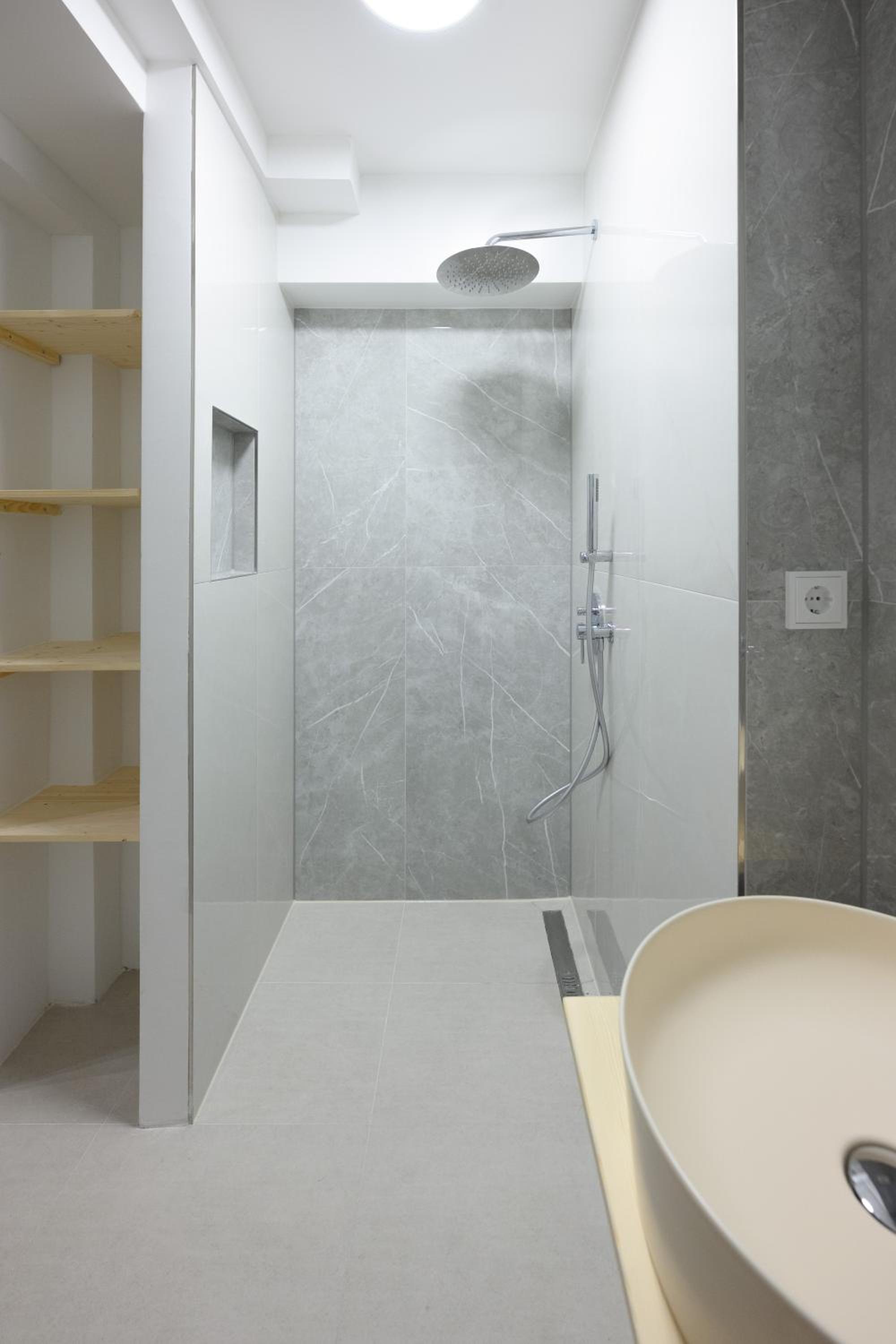 Spacious Apartments In Mitte- Feel The Citycenter