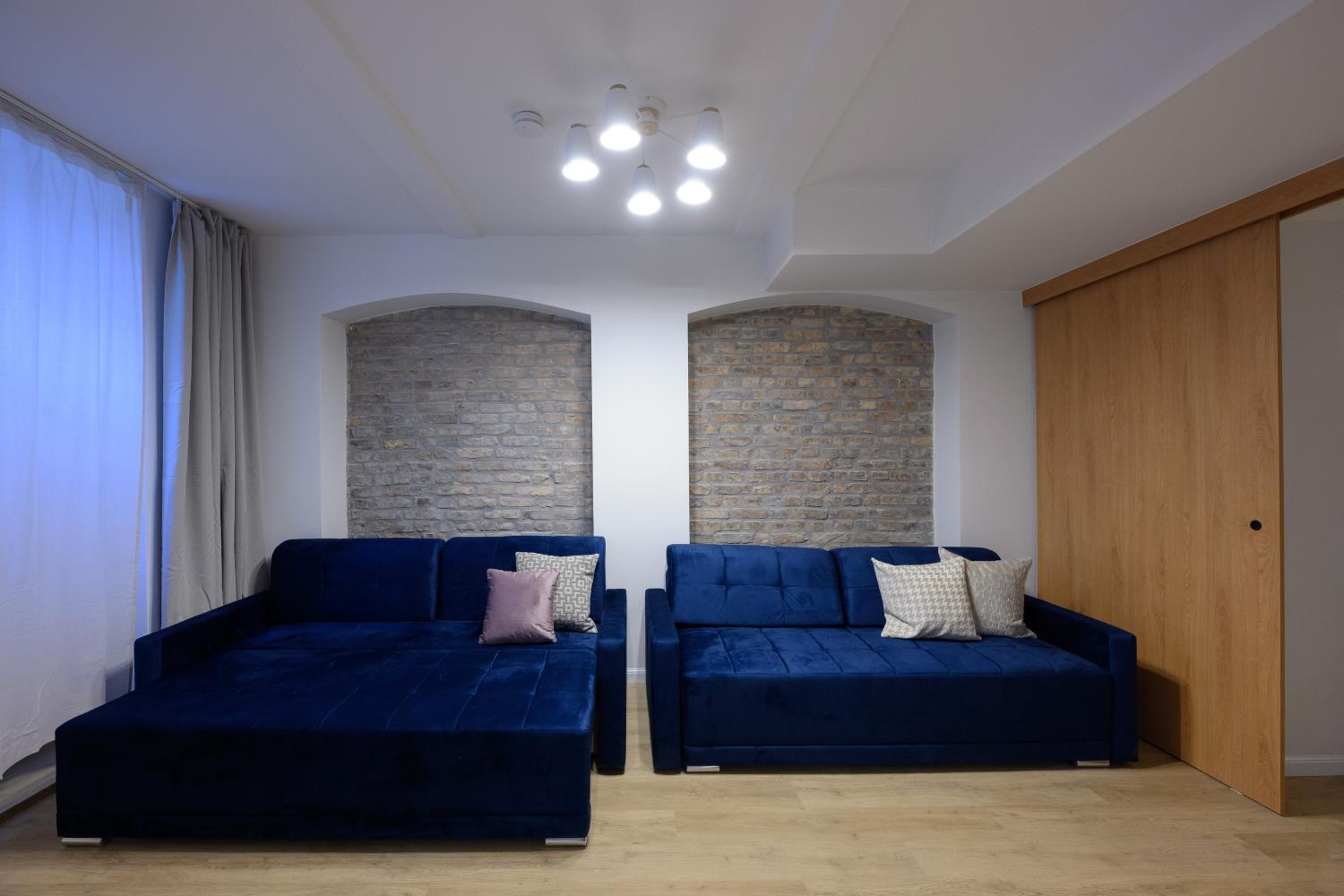 Spacious Apartments In Mitte- Feel The Citycenter