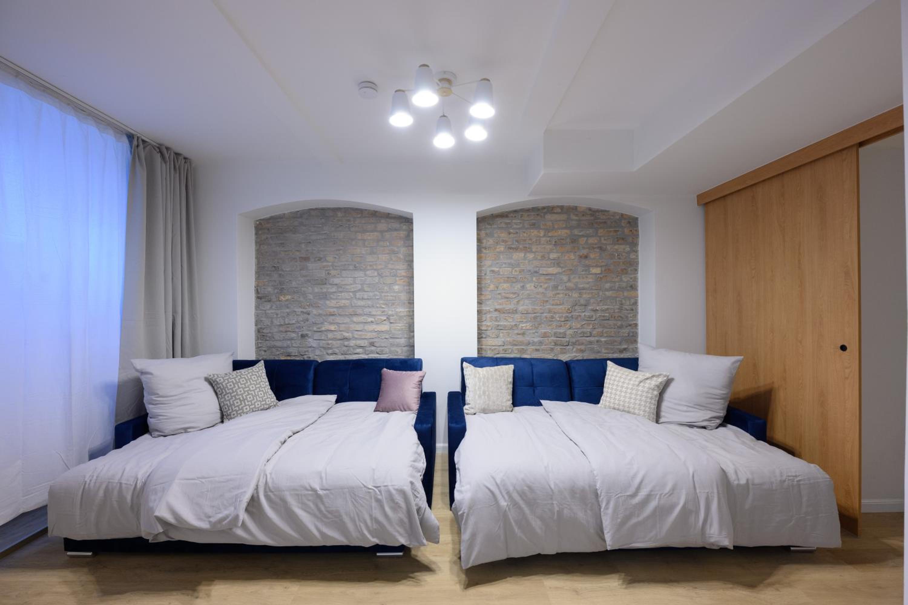 Spacious Apartments In Mitte- Feel The Citycenter