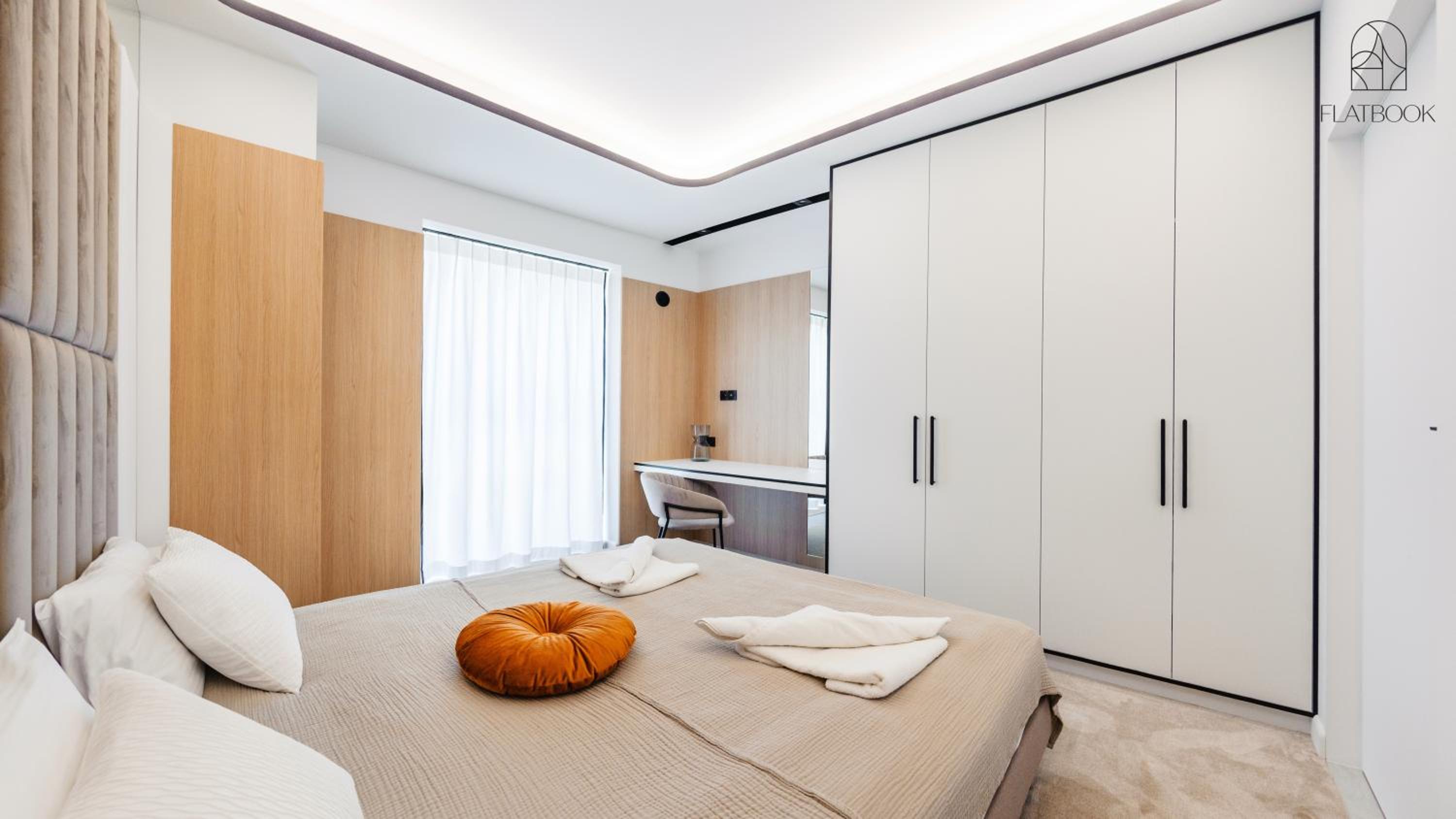 City Center Apartments Yacht Park Marina View