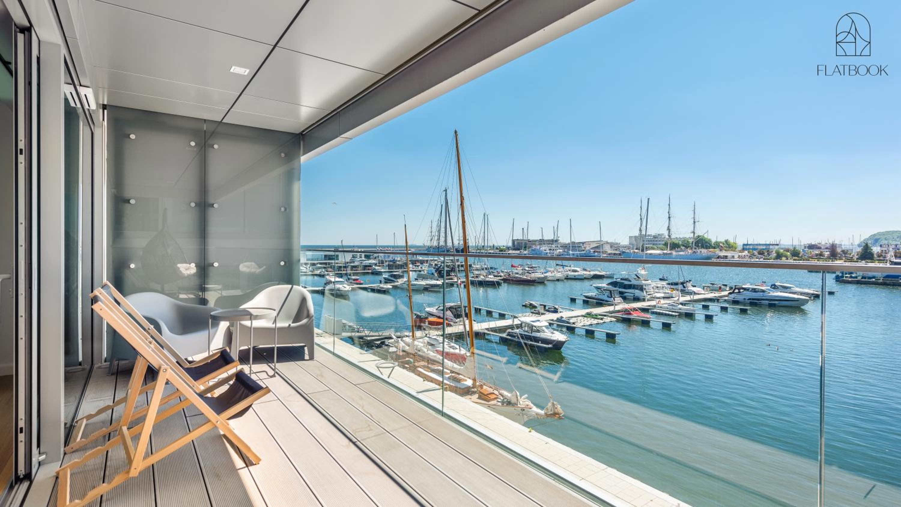 City Center Apartments Yacht Park Marina View